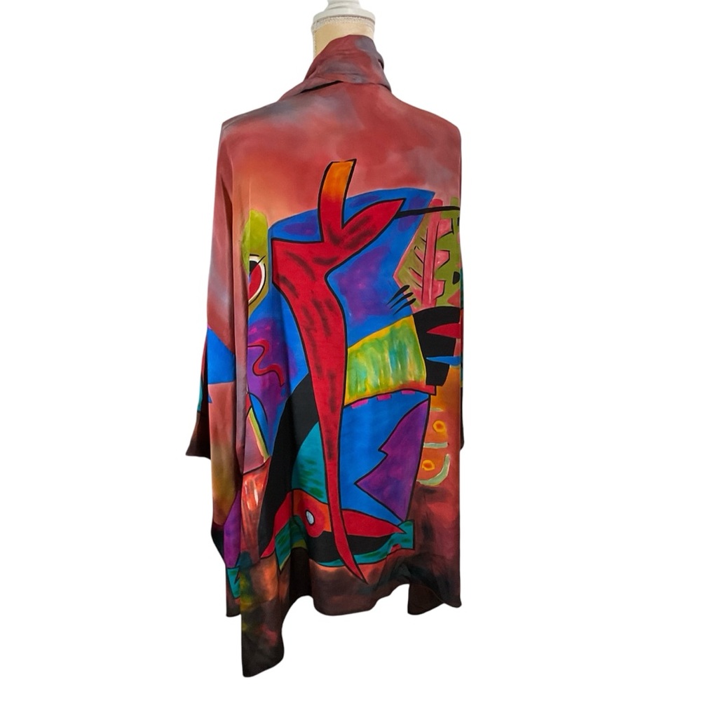 Vintage Dilemma by Dhun Shroff 100% Silk Abstract Art To Wear Kimono Robe